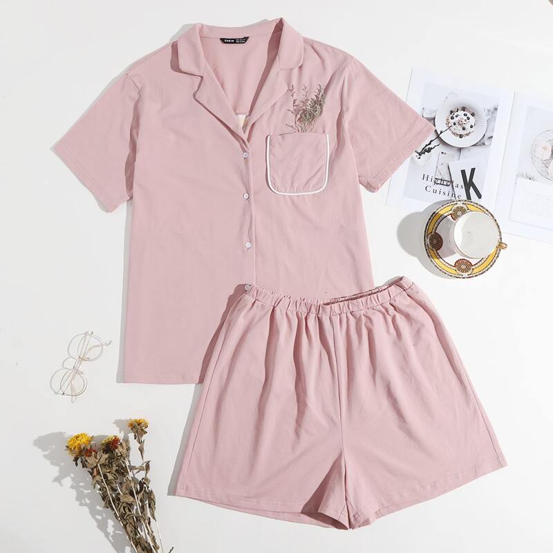 

Notched Collar Pocket Front Floral Print Top & Shorts PJ Set, Dusty pink