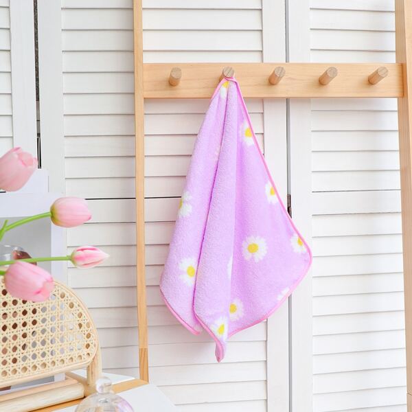 

Daisy Print Face Towel, Purple