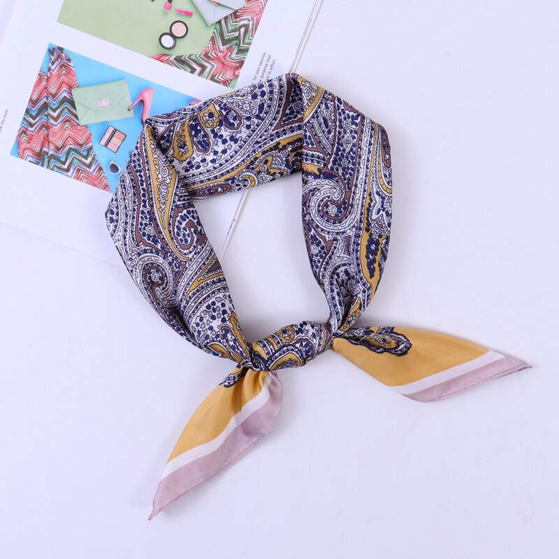 

Paisley Pattern Bandana, Multicolor