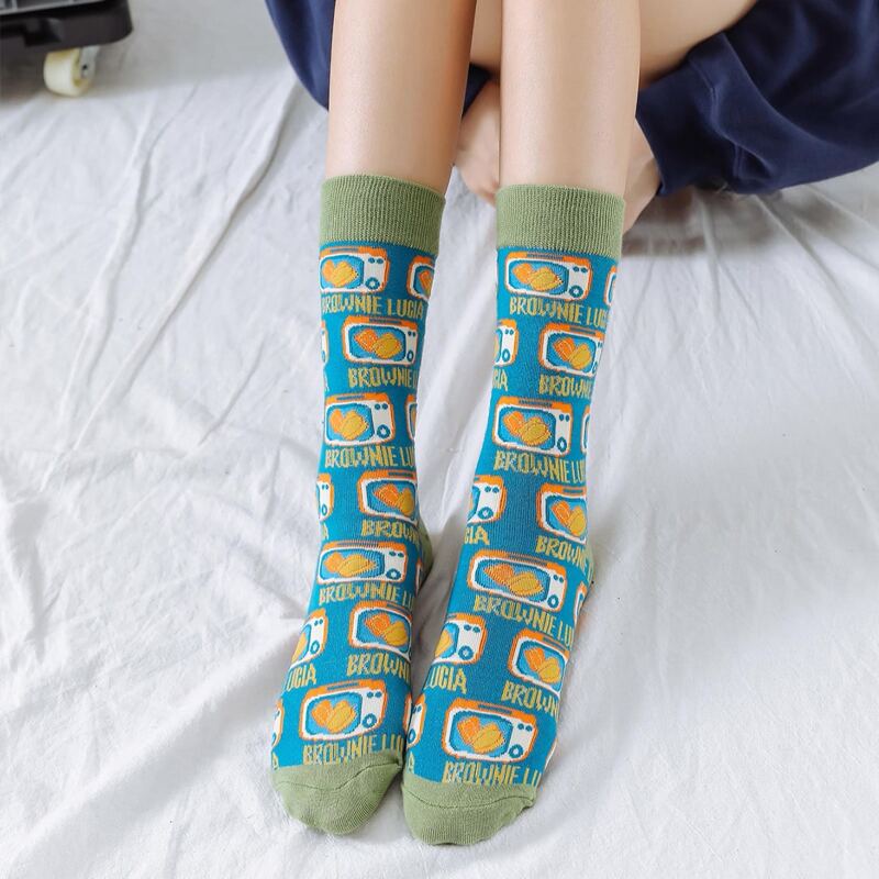 

1pair Letter & Cartoon Graphic Crew Socks, Multicolor