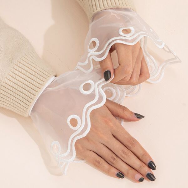 

Embroidery Detail Wrist Sleeves, White