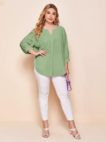 SHEIN LUNE Plus Notched Neck Curved Hem Top - Mint Green - View 3