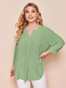 SHEIN LUNE Plus Notched Neck Curved Hem Top - Mint Green - View 5