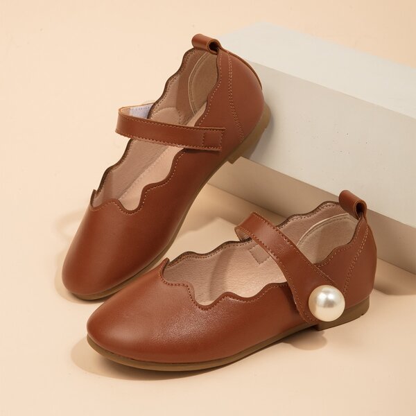 

Girls Faux Pearl Decor Mary Jane Flats, Brown