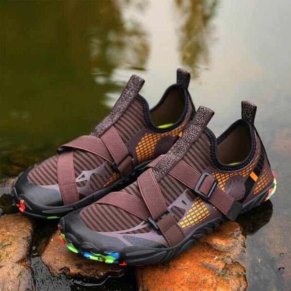 

Men Striped Quick-Drying Water Shoes, Brown