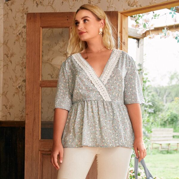 

Plus Ditsy Floral Surplice Peplum Blouse, Baby blue
