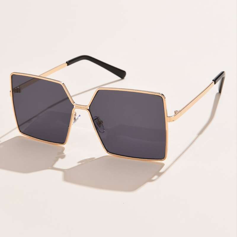 

Metal Frame Sunglasses