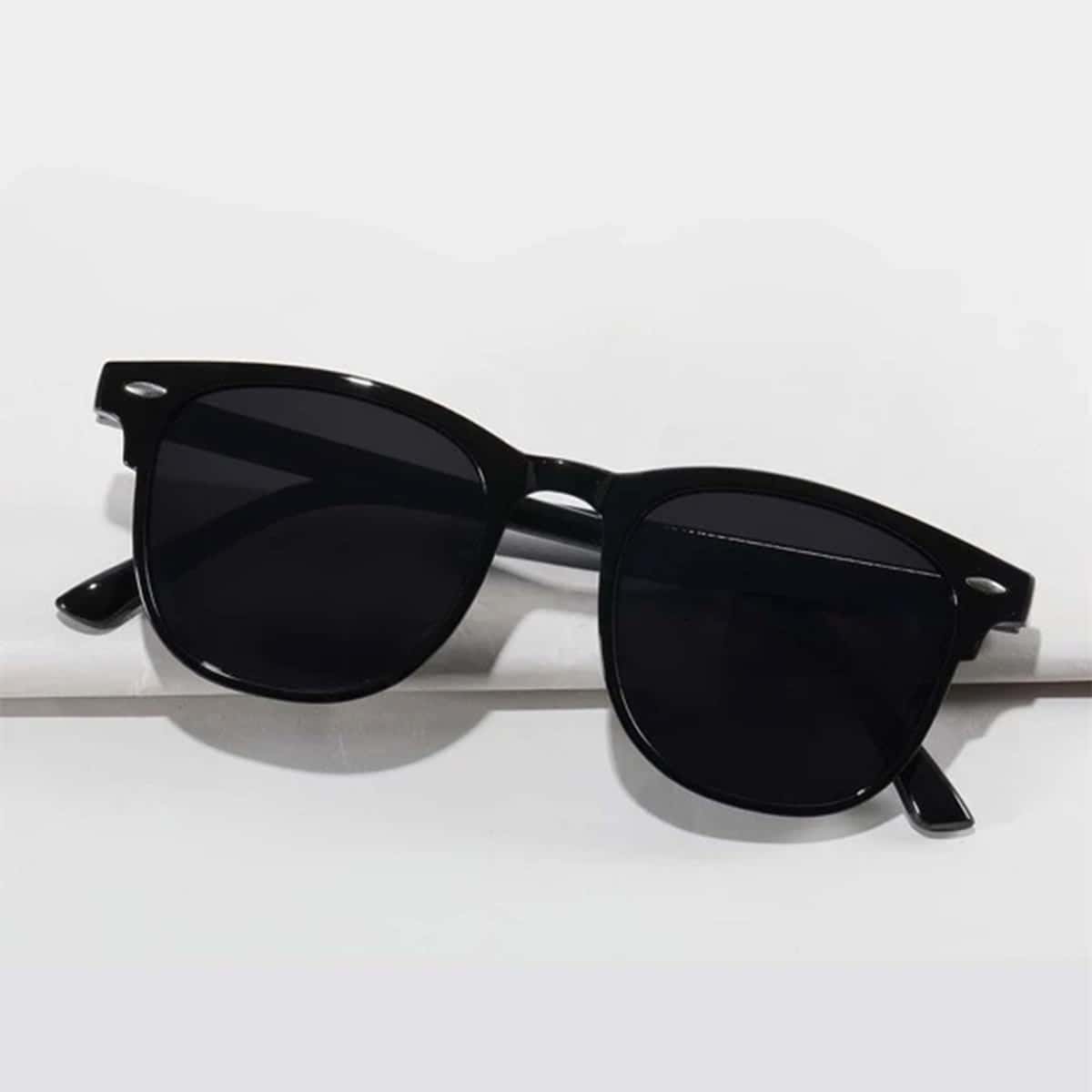 

Guys Round Frame Sunglasses, Grey