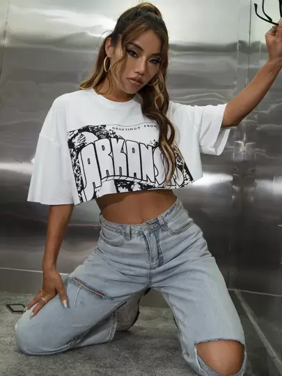 SHEIN Unity Camiseta Con Gráficos De Letras Y Dobladillo Sin Procesar