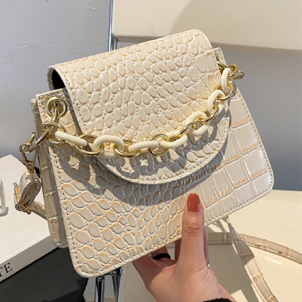 

Chain Decor Croc Embossed Crossbody Bag, Beige
