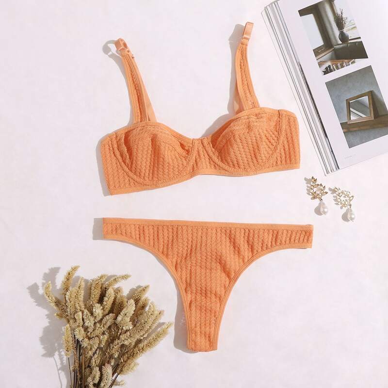 

Textured Underwire Lingerie Set, Orange