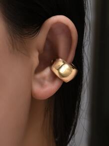 2pcs Hollow Out Heart Ear Cuff - Yellow Gold - View 1