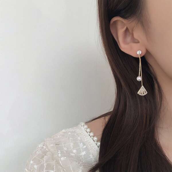 

Rhinestone Decor Drop Earrings, Gold