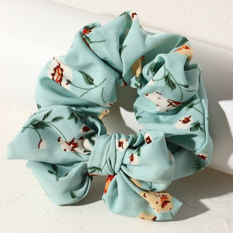 

Flower Print Bow Decor Scrunchie, Multicolor