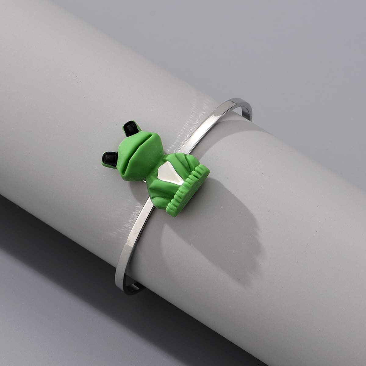 

Cartoon Frog Decor Bracelet, Silver