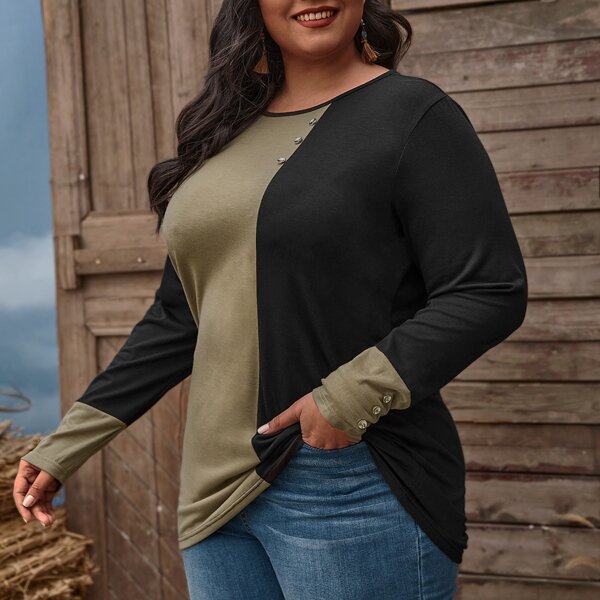 

Plus Two Tone Button Detail Tee, Multicolor