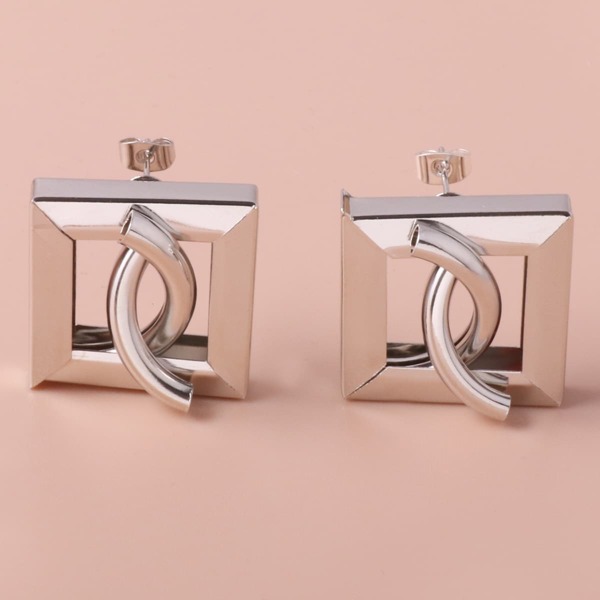 

Geometric Design Earrings, Silver