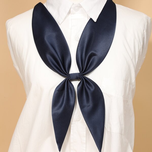 

Minimalist Decorative Tie, Navy blue