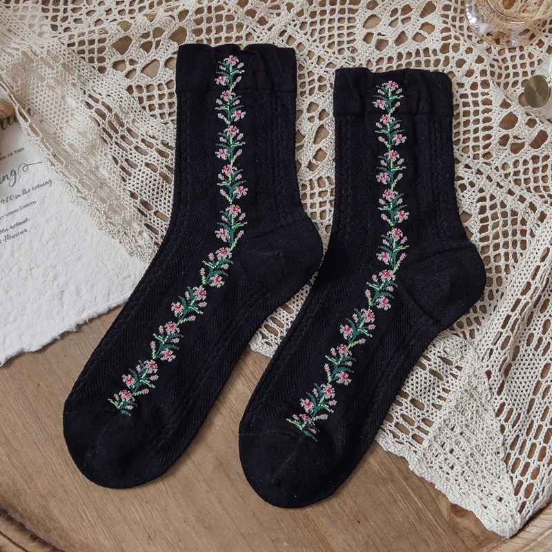 

1pair Floral Pattern Crew Socks, Black