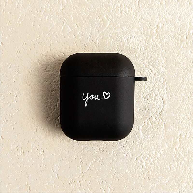 

Letter Graphic Airpods Case, White