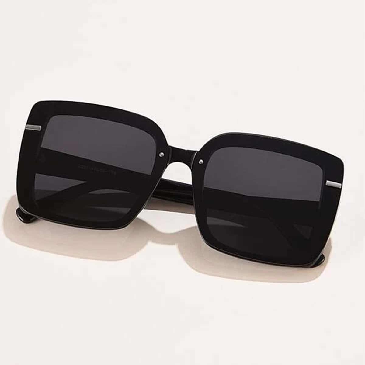 

Square Frame Sunglasses