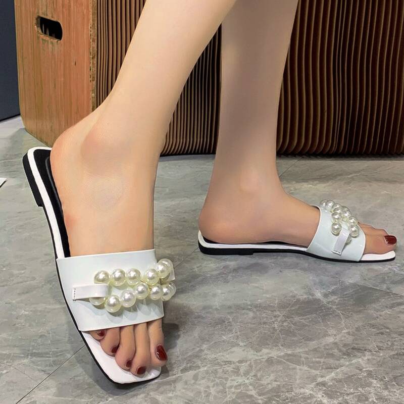 

Faux Pearl Decor Slide Sandals, White