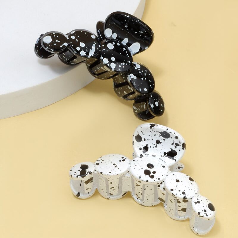 

2pcs Ink Print Hair Claw, Black and white
