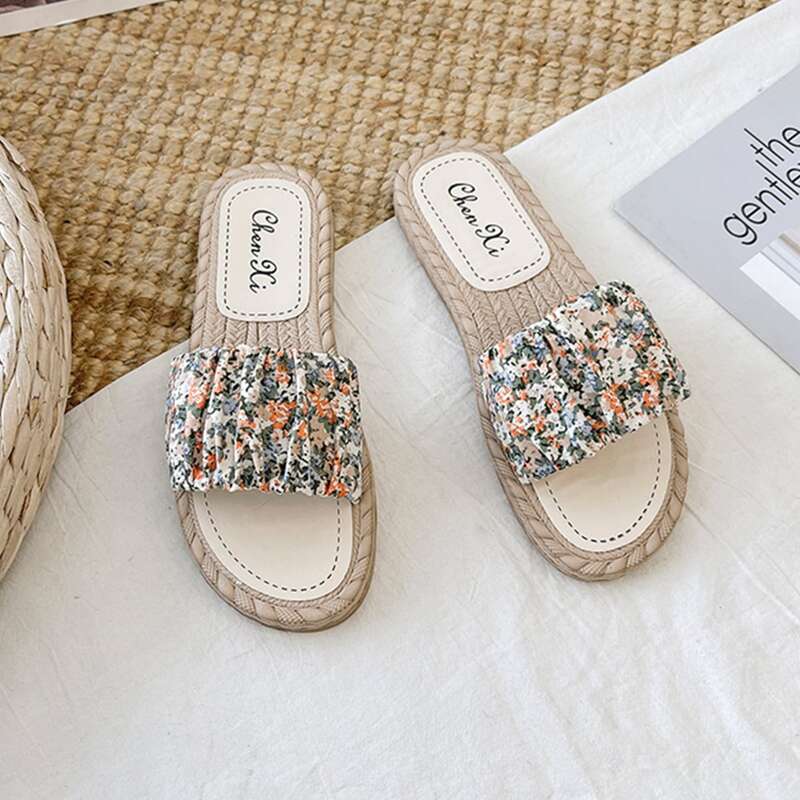 

Ditsy Floral Ruched Slide Sandals, Orange