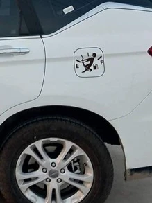 个性化油箱盖贴纸 汽车防刮膜，玻璃装饰车贴 幽默汽车配件 男士电子游戏主题汽车贴纸 电子游戏主题汽车贴纸 恶作剧礼物 送给汽车爱好者 圣诞装饰 油箱门贴纸 油量表贴纸 油量表贴纸 1 张趣味油箱贴纸 1 张空油箱贴纸 1 张汽车贴纸及配件