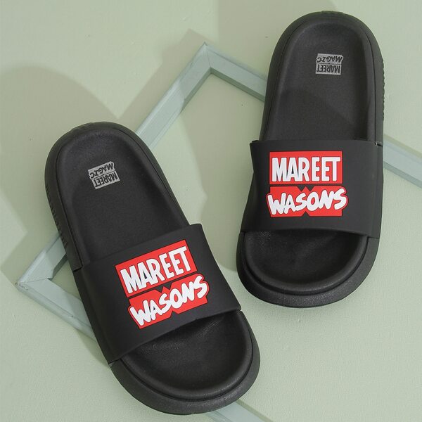 

Men Slogan Graphic Shower Slippers, Black