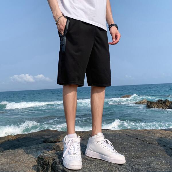 

Men Zipper Pocket Shorts, Black