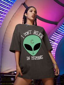 Camiseta amplia con estampado de extraterrestre y letra - Gris Oscuro - Ver 5