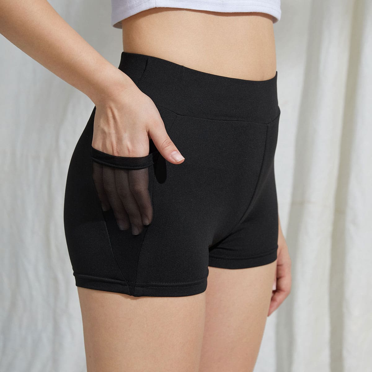 

Contrast Mesh Pocket Biker Shorts, Black