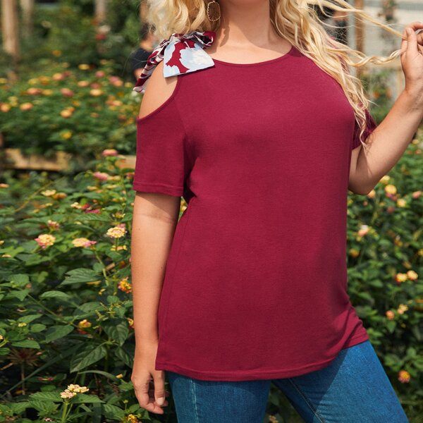 

Plus Knotted Asymmetrical Neck Tee, Burgundy