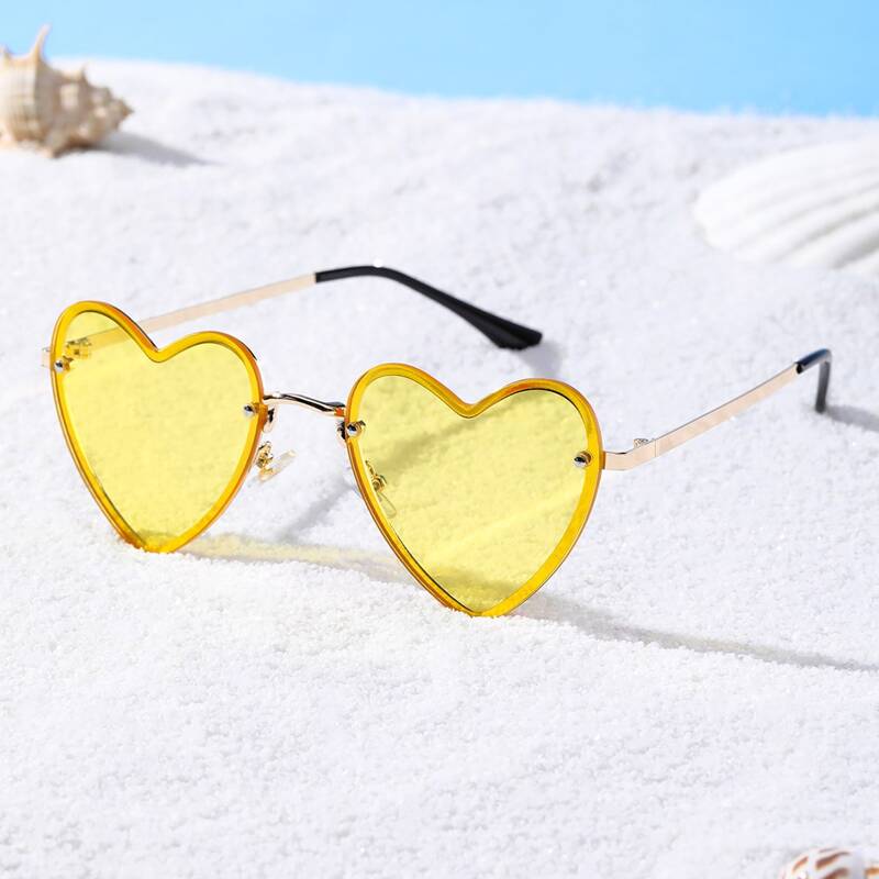 

Heart Lens Sunglasses