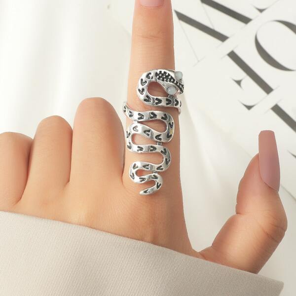 

Snake Design Ring, Antique silver