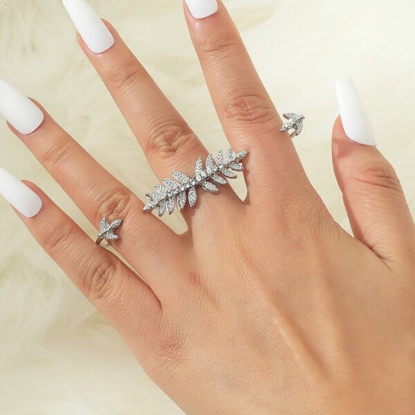 

Rhinestone Leaf Decor Ring, Silver