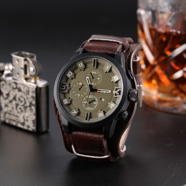 

Men Triple Dial Round Pointer Quartz Watch