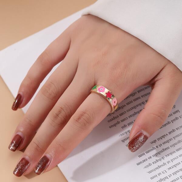 

Flower & Star Detail Ring, Multicolor