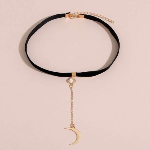 

Moon Charm Necklace, Black