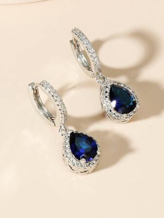 Pendientes de gota con circón