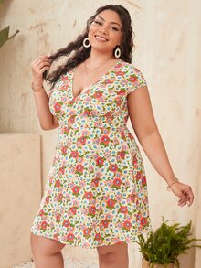 SHEIN Plus Allover Floral Print Dress - Multicolor - View 5