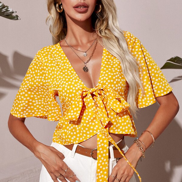 

Ditsy Floral Knot Front Flounce Sleeve Crop Top, Yellow