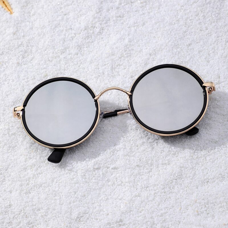 

Round Frame Sunglasses