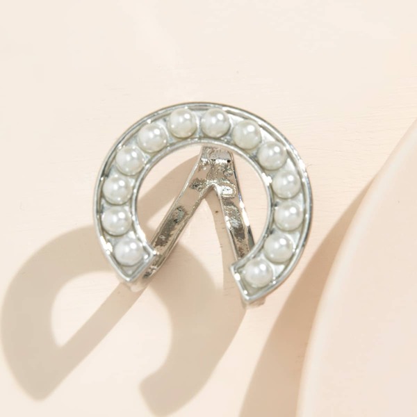 

Faux Pearl Scarf Buckle, Silver