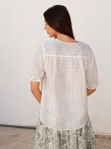 SHEIN 繫帶領荷葉邊袖網眼刺繡上衣