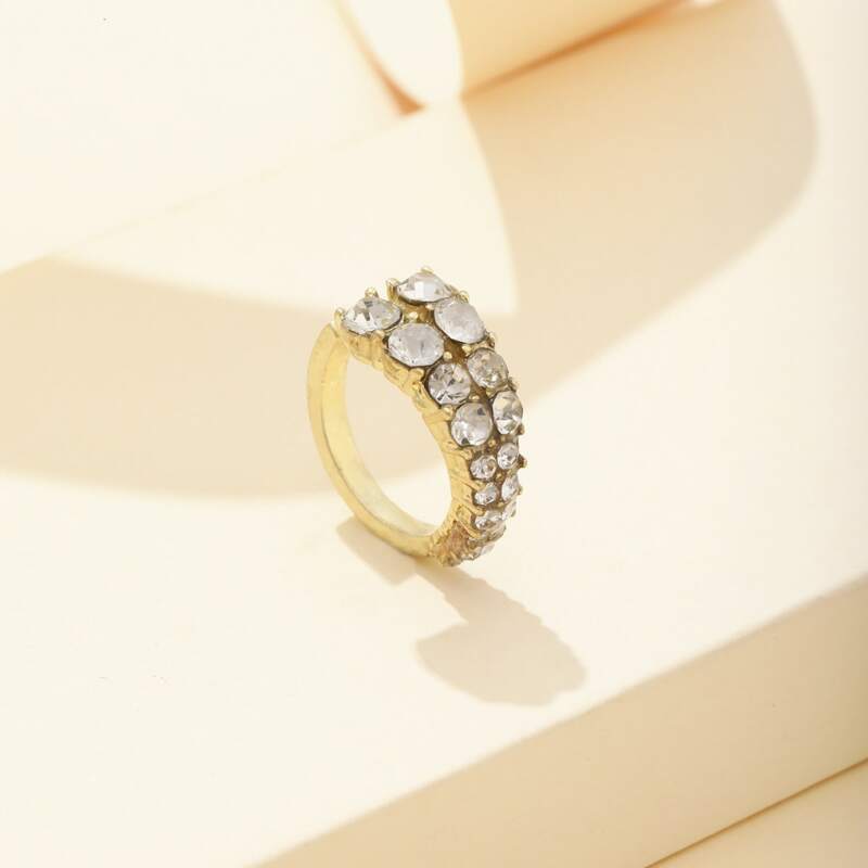 

1pc Rhinestone Ear Cuff, Gold
