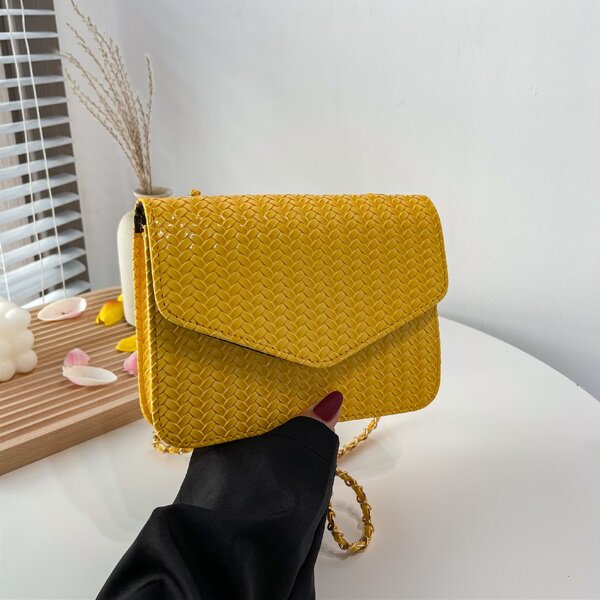 

Braided Design Flap Chain Bag, Yellow