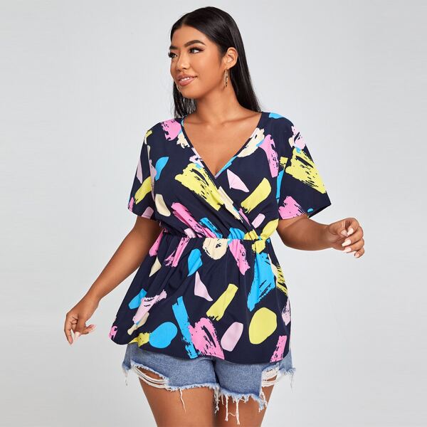 

Plus Surplice Neck Graphic Print Blouse, Multicolor