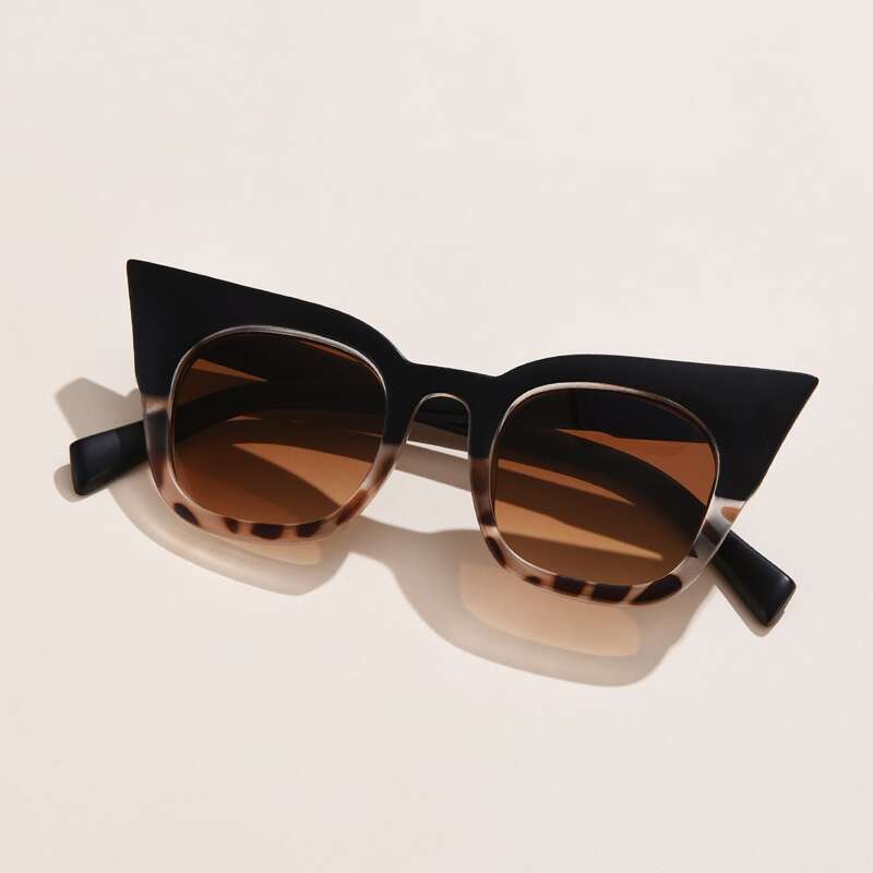 

Cat Eye Frame Sunglasses